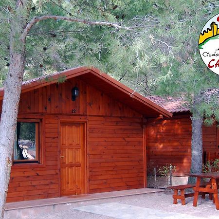 Camping-Bungalows Ciudad De Albarracín エクステリア 写真