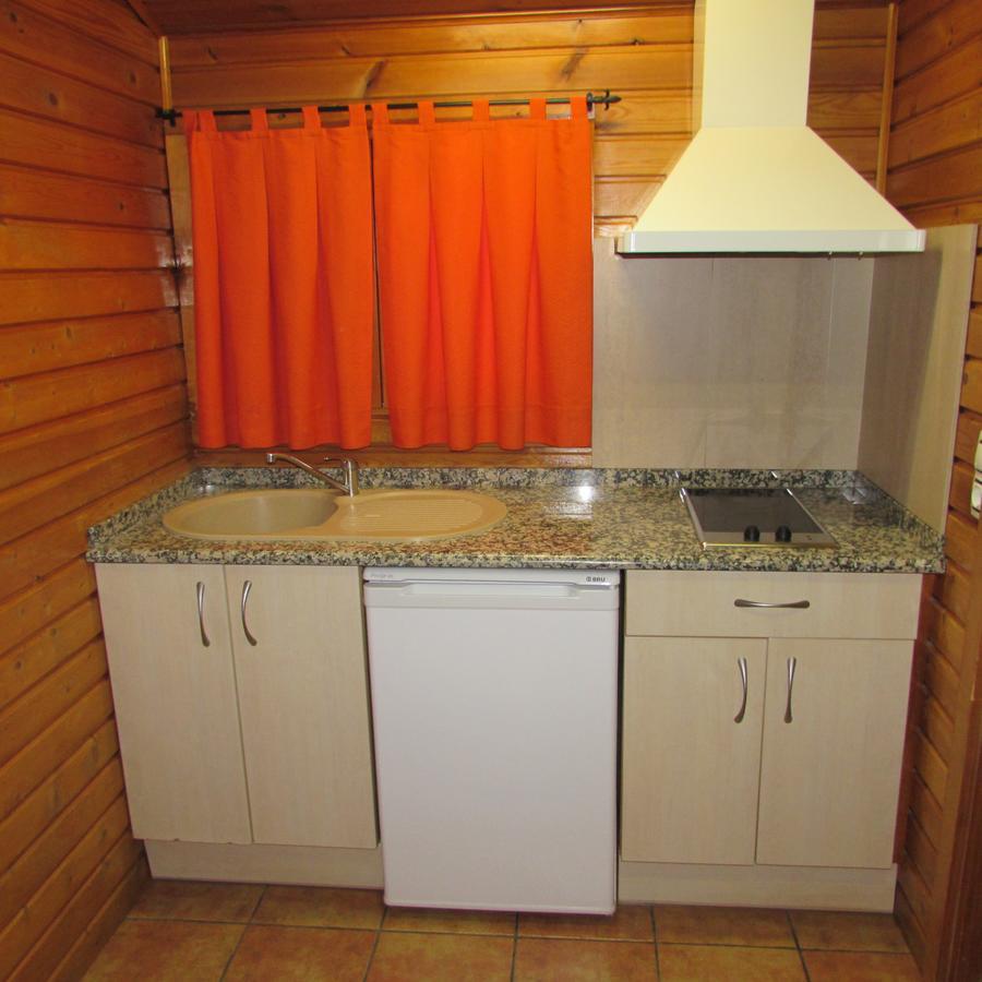 Camping-Bungalows Ciudad De Albarracín エクステリア 写真