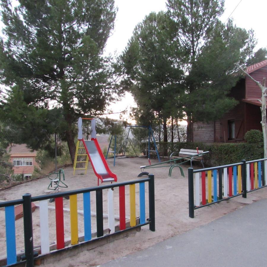 Camping-Bungalows Ciudad De Albarracín エクステリア 写真